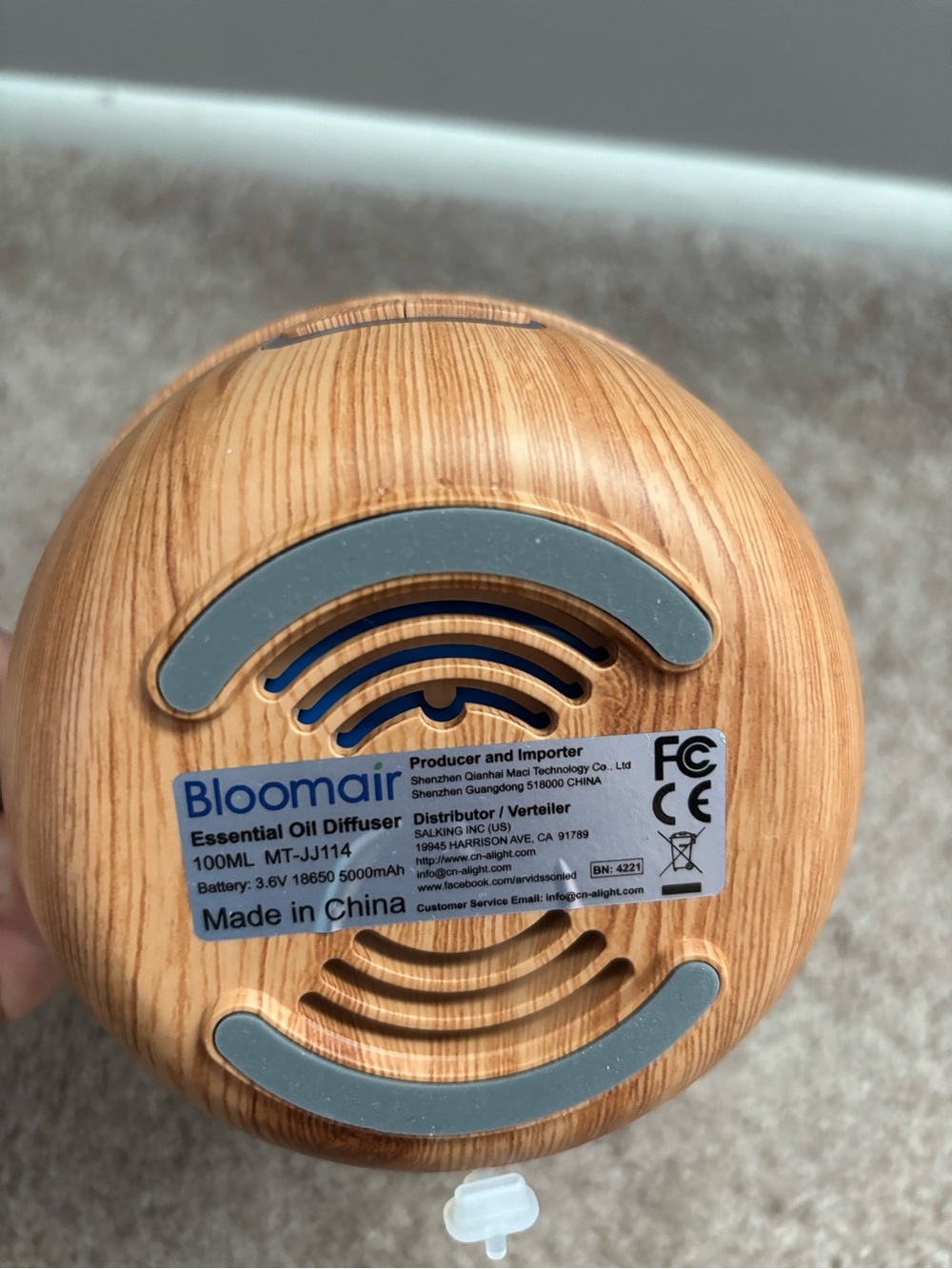 Cordless Essential Oil Diffusers -Rechargeable/Wireless - Picture 2 of 3